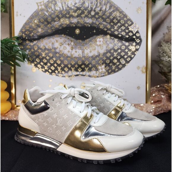 Authentic Louis Vuitton Suede Patent Calfskin Embossed Monogram Run Away Sneake - Picture 2 of 16